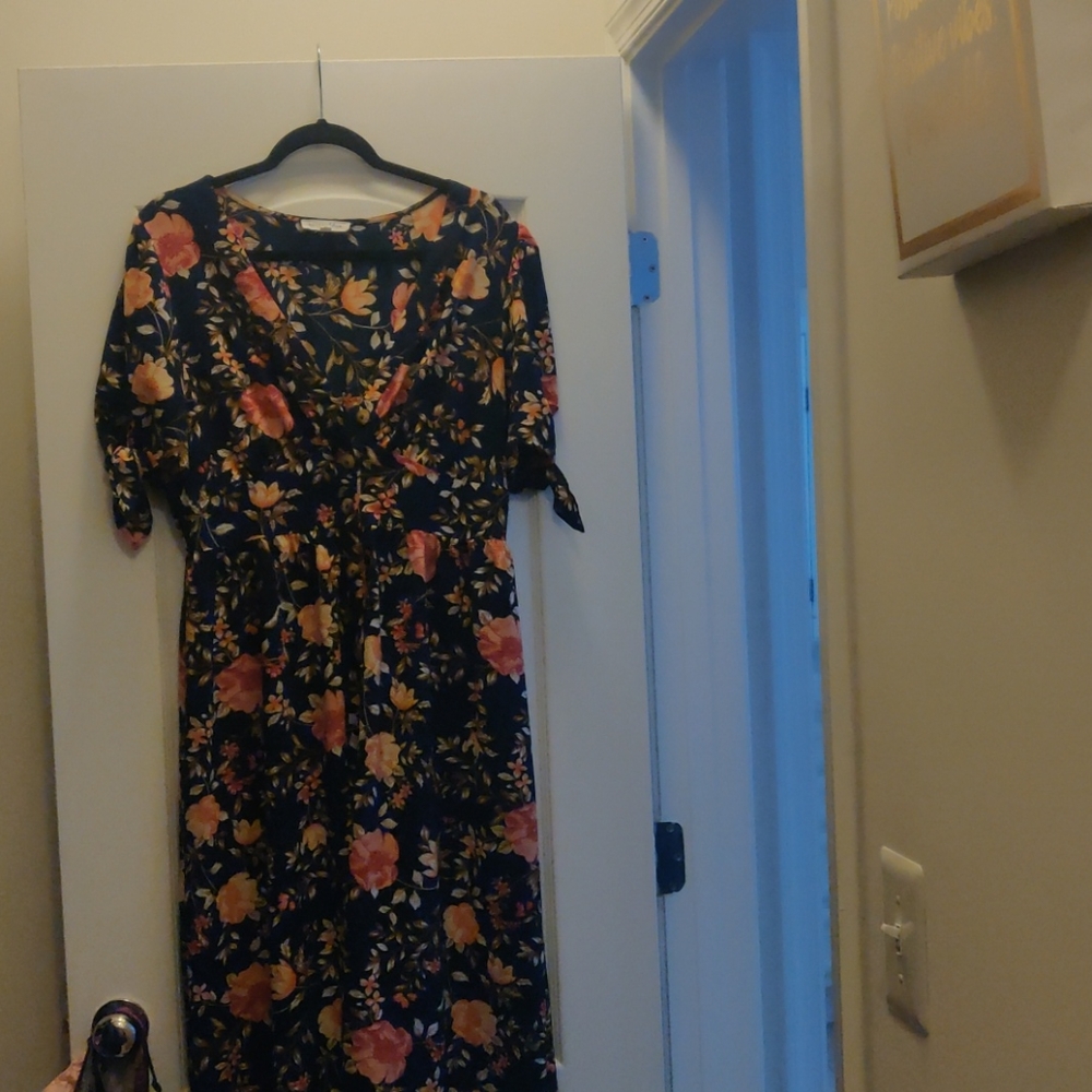 Floral maxi dess